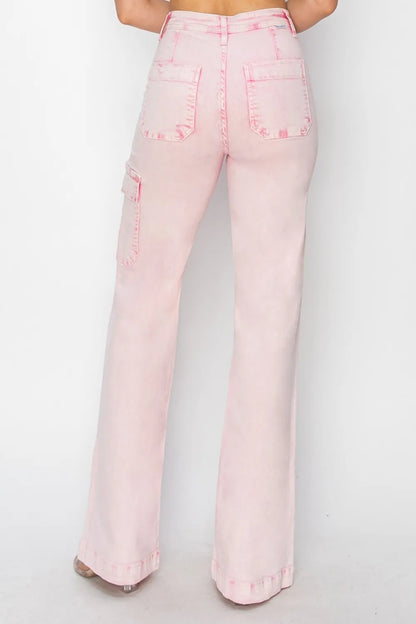 e8e82940-bfc5-43c6-8781-b9e849947fb3-Max